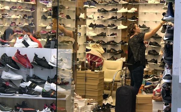 Marmaris'ten ucuza alıp Yunanistan'da satıyorlar