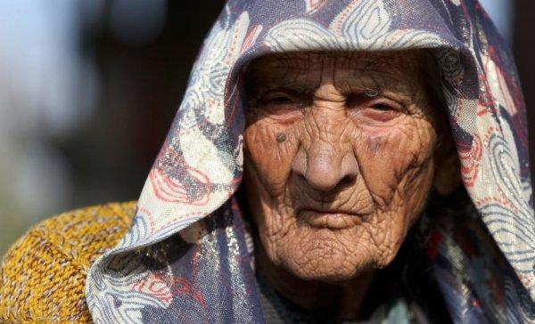 118 yaşındaki Fatma Nine yıllara meydan okuyor