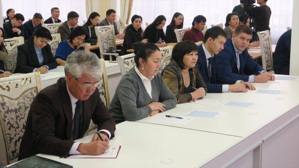 Kazakistan'da ilk kez Latin alfabesinde yazım yapıldı