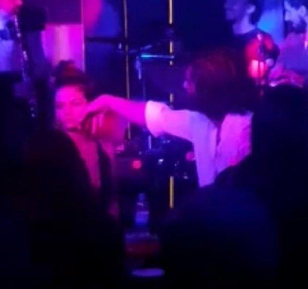 Can Yaman ile Demet Özdemir'in dizi aşkı gerçek oldu