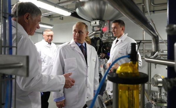 Putin eczaneleri dolaşıp fiyat sordu