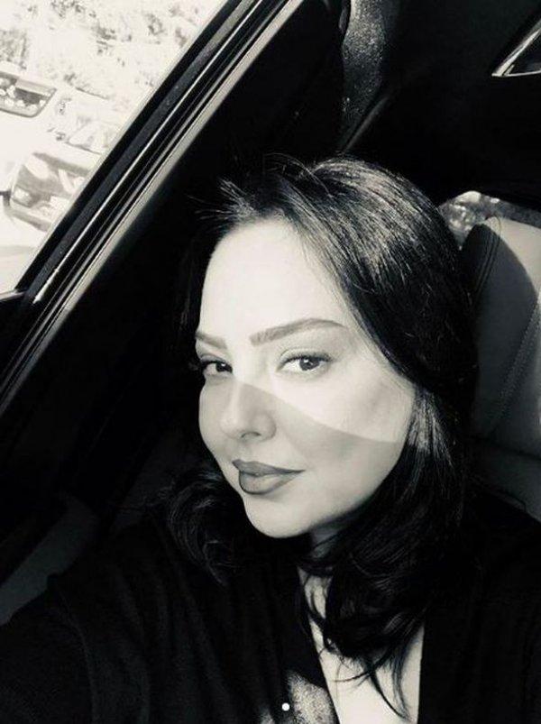 Ebru Gündeş de köfte dudak oldu