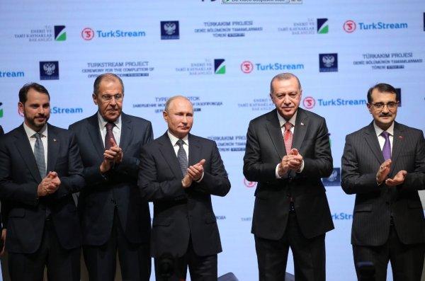 Bakan Albayrak'tan, TürkAkım projesi açıklaması