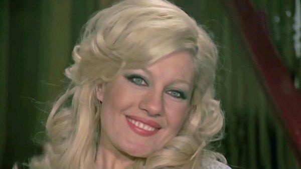 Emel Sayın biyografisi - İyi ki doğdun Emel Sayın.