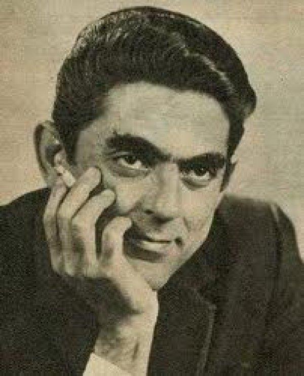 Türk Edebiyatı'nın zirve isimleri ama biraz müstearlar