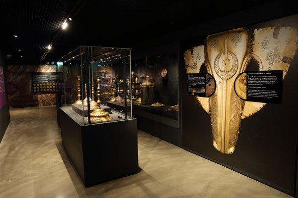 Tombak ve İlhan Berk sergisi açıldı
