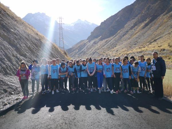 Zap Vadisi'nde kros yarışması