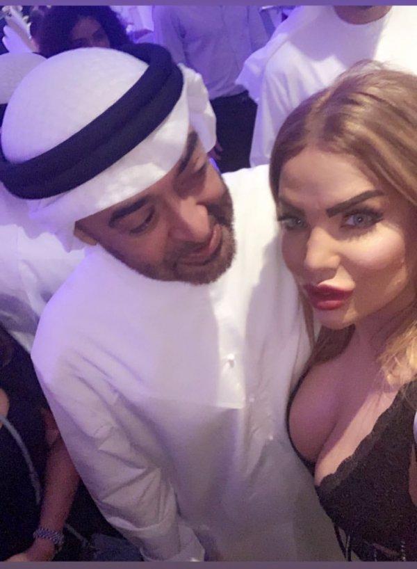 BAE ve Suudi Arabistan prensleri alem yaptı