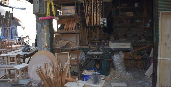 50 yıldır ahşabı şekillendiren usta, çırak bulamıyor