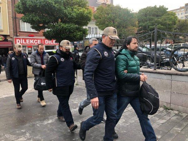 FETÖ şüphelisi askerler adliyeye götürüldü