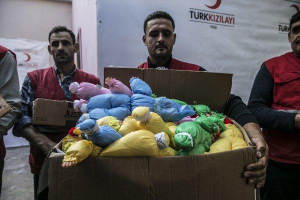 İdlib’i Türk Kızılayı yaşatıyor