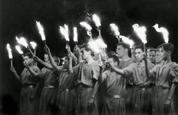 Nasyonal sosyalizm nedir