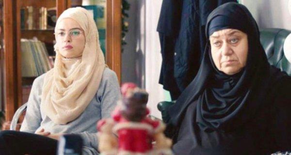 Serra Yılmaz film için çarşafa girdi