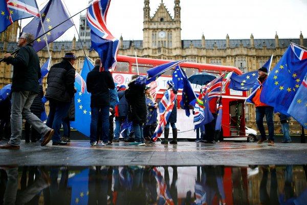 İngiltere Brexit'i tek taraflı iptal edebilir