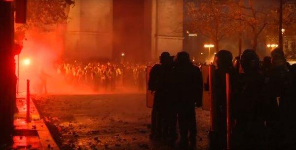 Fransa'da eylemlere çiftçiler ve kamyonculardan destek