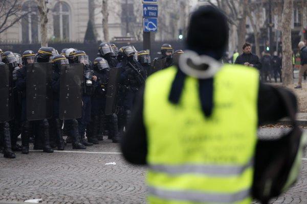 Fransa hükümetinden bir geri adım daha
