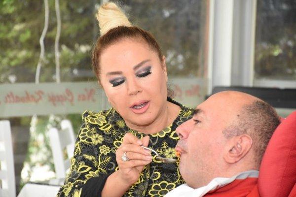 Safiye Soyman engellilerle buluştu