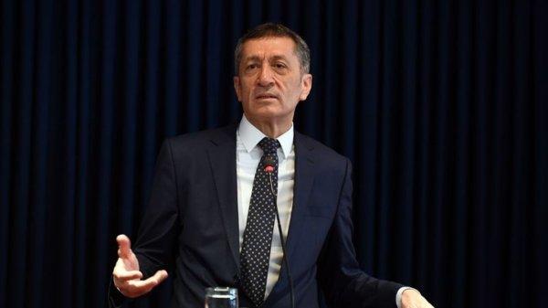 Bakan Selçuk'tan kayıt parası açıklaması