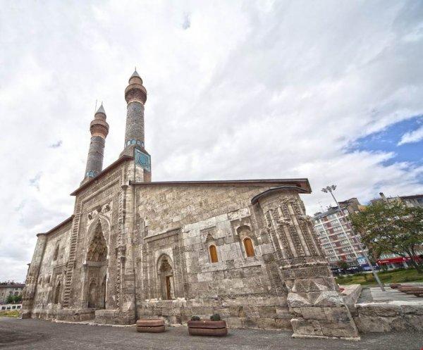 Yiğidin harman olduğu yer: Sivas'tan selamlar