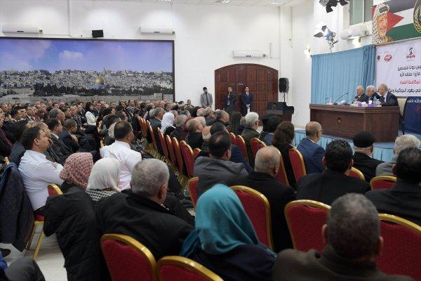 Filistin Meclisi feshediliyor