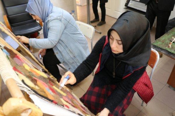 Ata mirası keçe işleme sanatı geleceğe taşınıyor