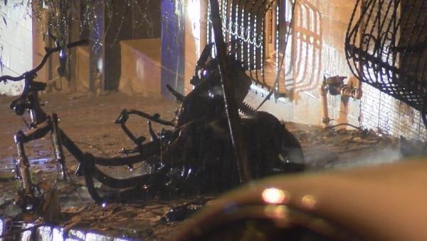 Motosikletteki yangın doğalgaz kutusuna sıçradı