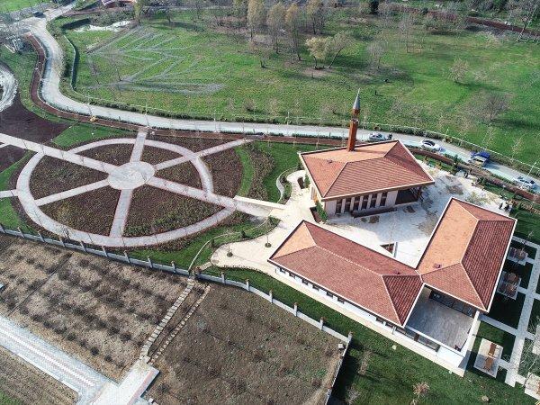 Esenler 15 Temmuz Millet Bahçesi hizmete giriyor