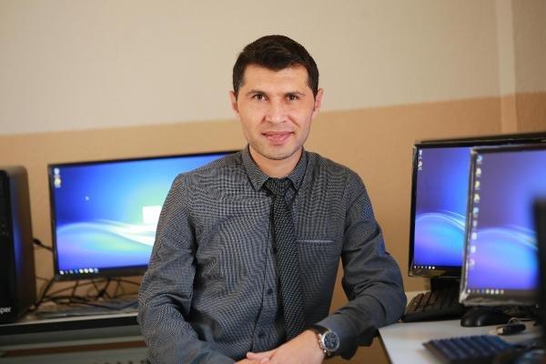 Okul müdürü, dünyanın en iyi 50 öğretmeni arasında