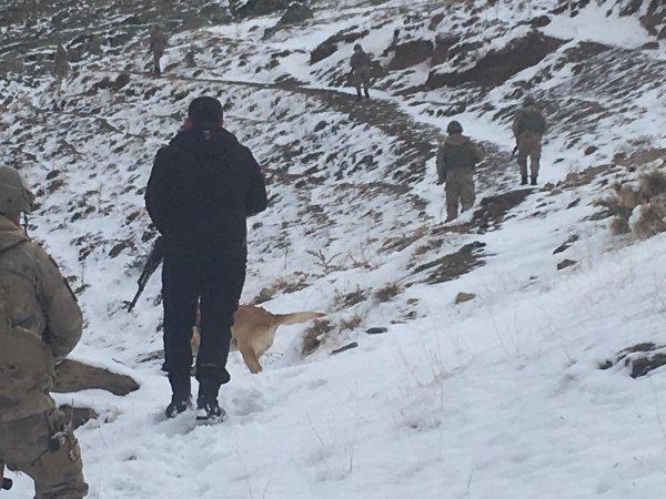 Erciş’te PKK cephaneliği ele geçirildi