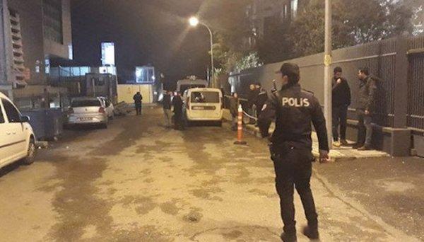 Üsküdar'da holding binası bahçesinde bomba bulundu