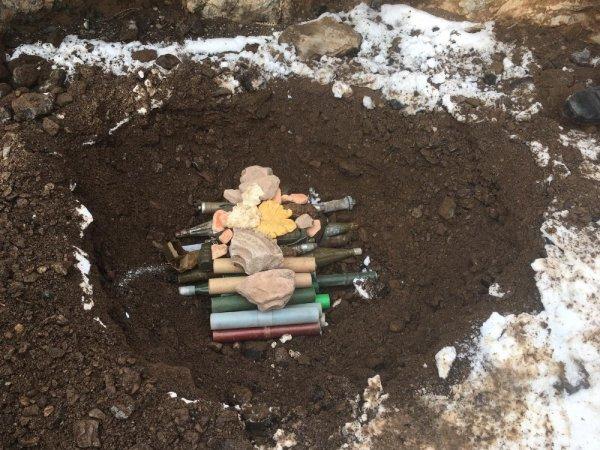 Erciş’te PKK cephaneliği ele geçirildi