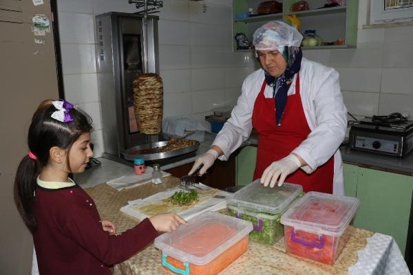 Okula geç kalma öğlen aç kalma projesi, çözüm oldu