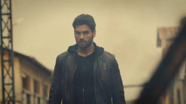 Serenay Sarıkaya'ın yeni partneri Şükrü Özyıldız