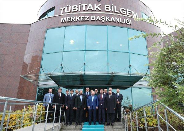 Bakan Mustafa Varank bilgi güvenliğinin mutfağında