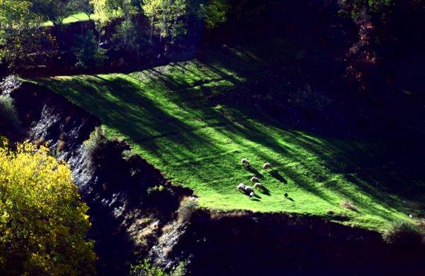 Terörden temizlenen Hizan, fotoğrafçıların gözdesi oldu