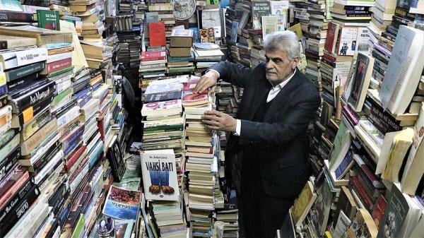 Severek yaptığı kitap işini 21 yıldır sürdürüyor