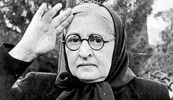 Ünlü yazarların takma isimleri