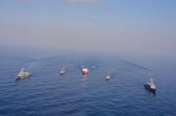 TCG Çeşme 8 ayrı noktada çalışmalarını tamamladı