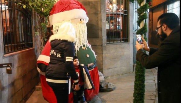 Şam'da yılbaşı kutlaması