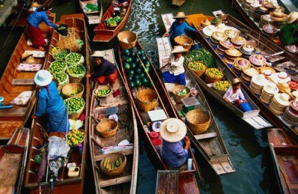 Güneydoğu Asya’nın yüzen pazarları: Floating markets