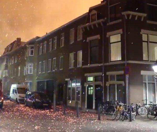 Hollanda'da yakılan ateş kontrolden çıktı