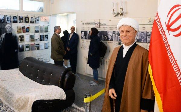 Rafsancani Müze Evi'ndeki balmumu heykeller