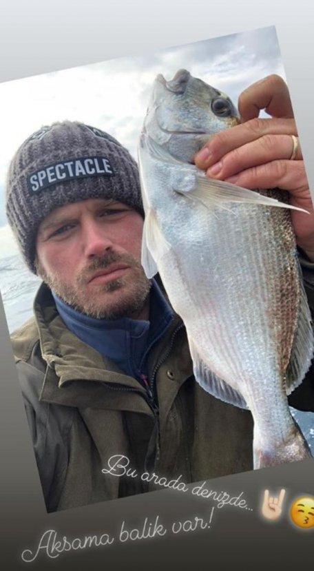 Kıvanç Tatlıtuğ eve balık tuttu