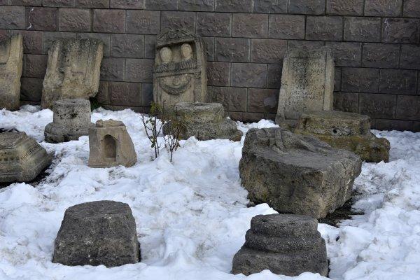 Gümüşhane'de 2 bin yıllık eserler ziyarete açıldı