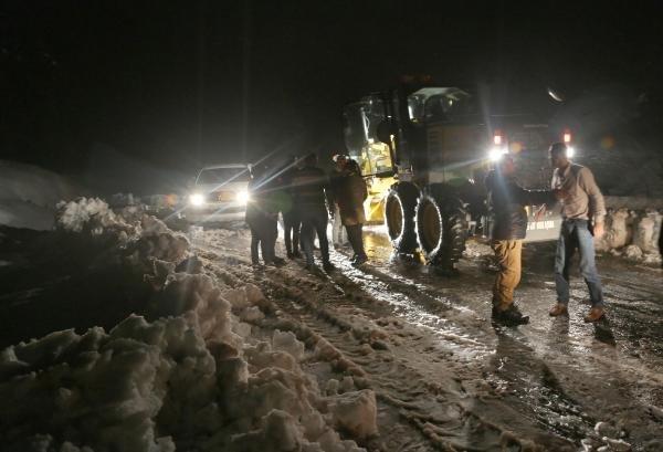Mersin'de Toros Dağları eteklerinde  8 kişi mahsur kaldı