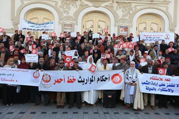 Tunuslu imamlardan miras eşitliği protestosu