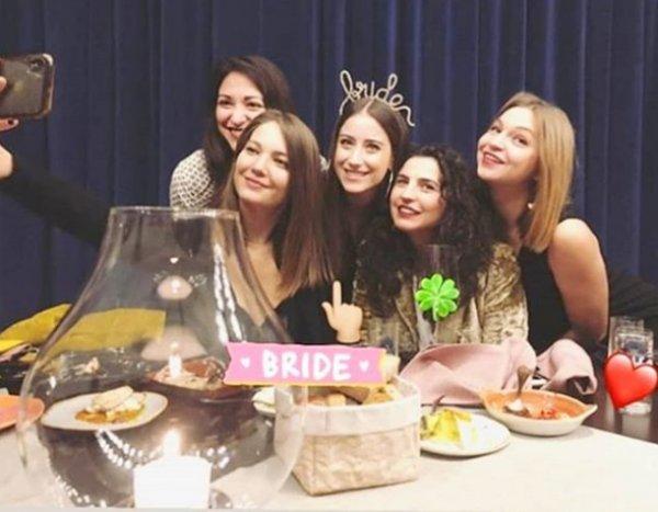 Hazal Kaya ve Ali Atay düğünde çocuk istemedi