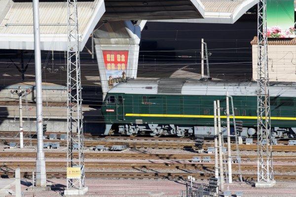 Kuzey Kore lideri Çin'e zırhlı treniyle gitti