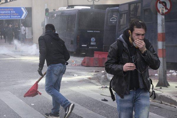 Yunanistan'da öğretmenlerden olaylı gösteri