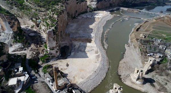 Eyyubi Sultanı Süleyman Han'ın mezarı bulundu